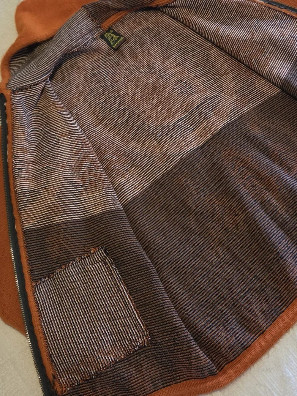 Rumiñahui excellent hand